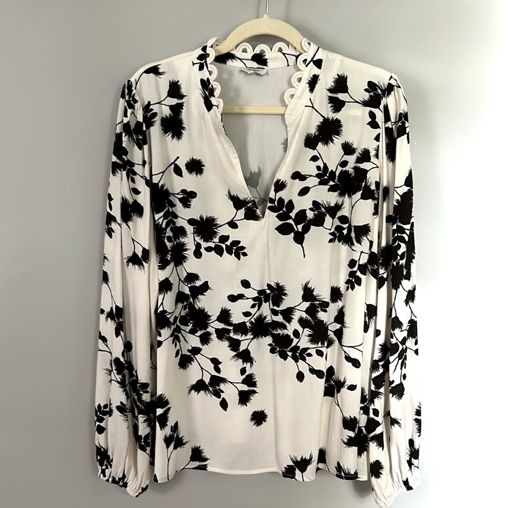 Gorgeous The Odells blouse from Anthropologie, worn twice
